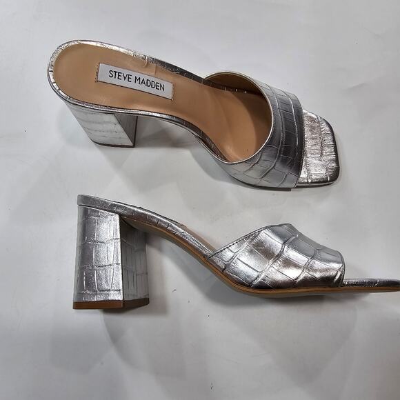 Steve Madden Alaya Sandal in Silver Croco Size 8 - Picture 5 of 11